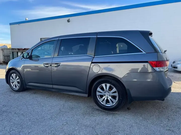 Honda Odyssey 2017 photo 5