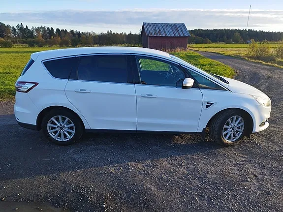 Ford S-Max 2016 photo 5