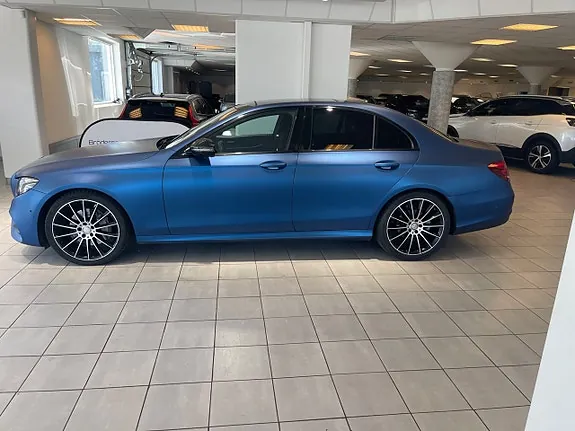 Mercedes-Benz E220 D
