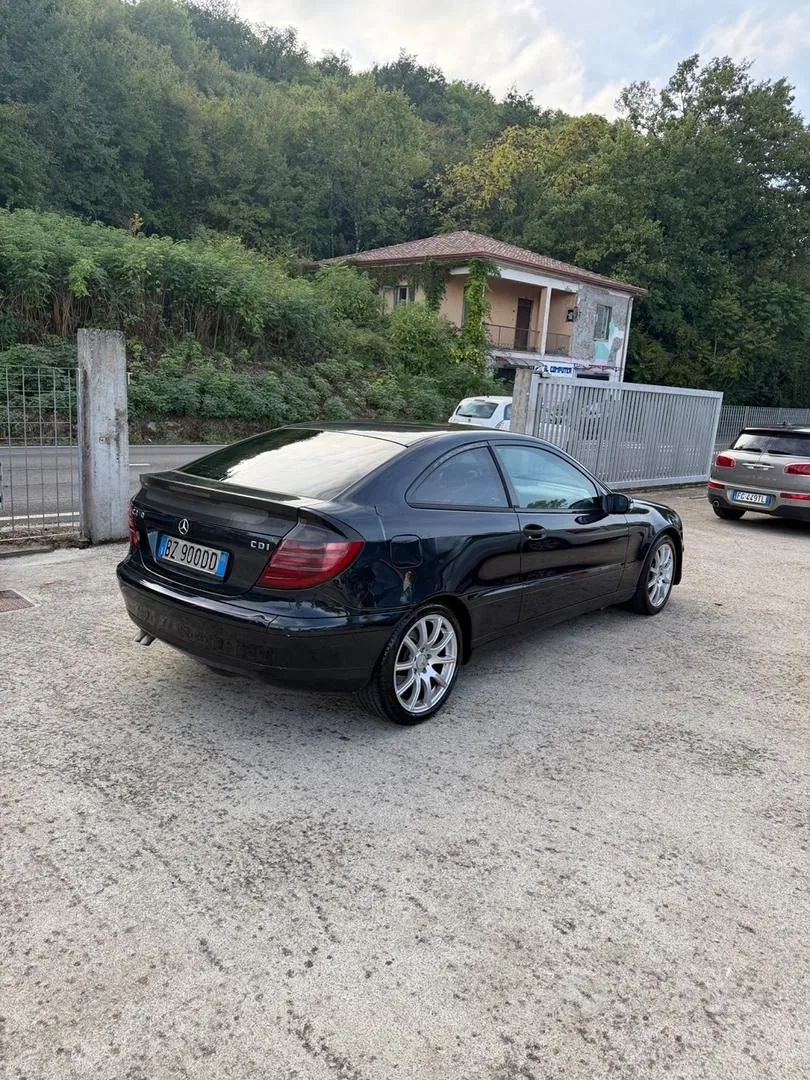 Mercedes-Benz C-Class 2002 photo 4