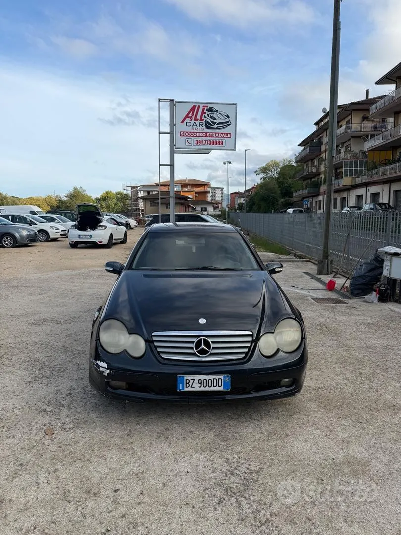 Mercedes-Benz C-Class 2002 photo 3
