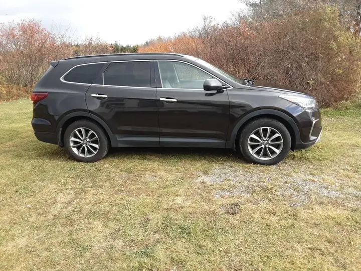 Hyundai Santa Fe 2019 photo 2