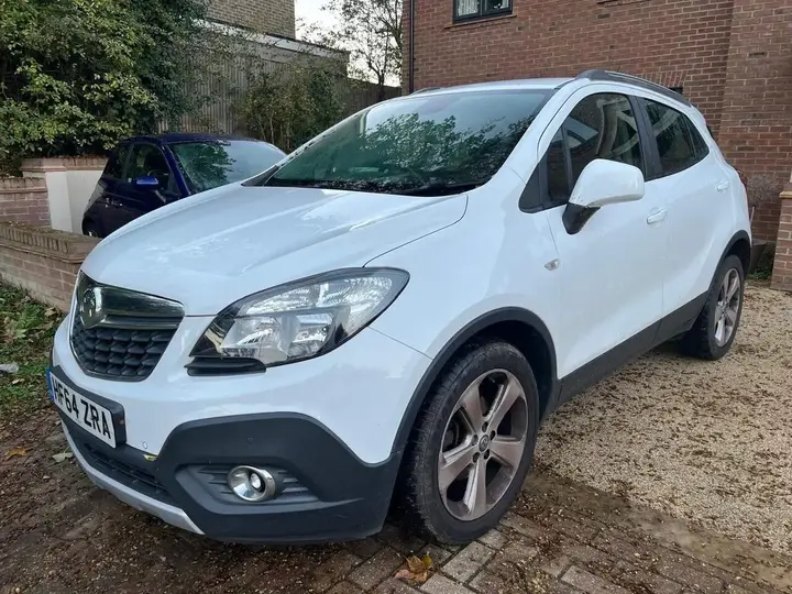 Vauxhall Mokka 2014 photo 2