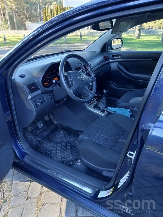 Toyota Avensis 2008 photo 5