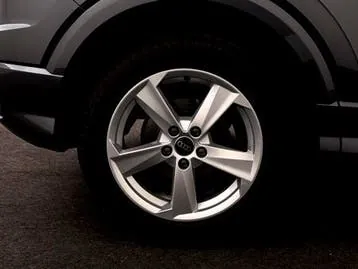 Audi Q2 2025 photo 3