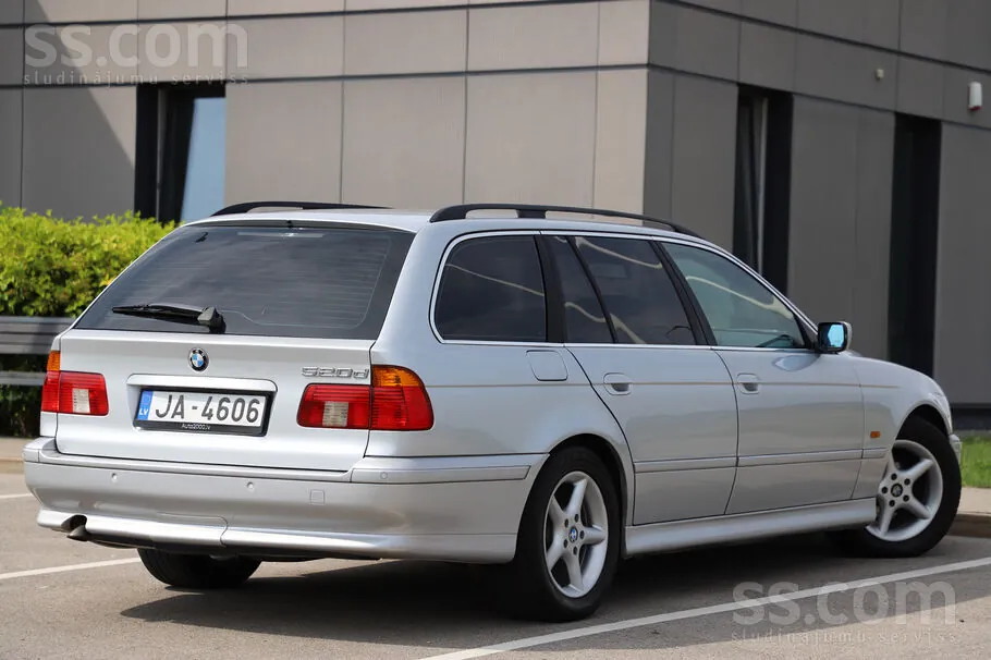 BMW 520 2002 photo 3