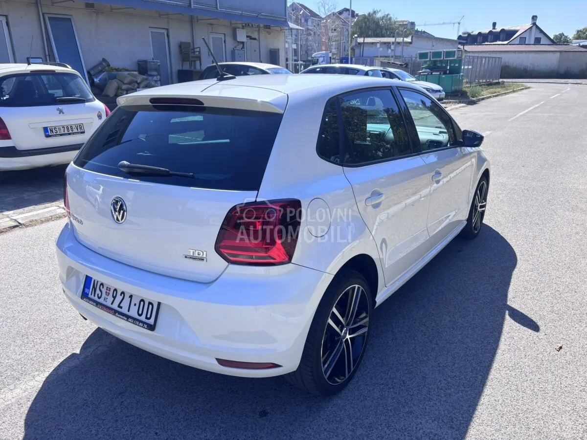 Volkswagen Polo 2014 photo 4