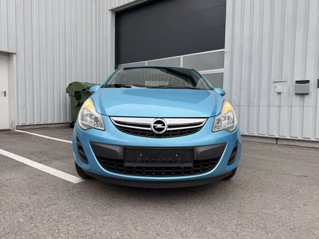 Opel Corsa 2012 photo 3