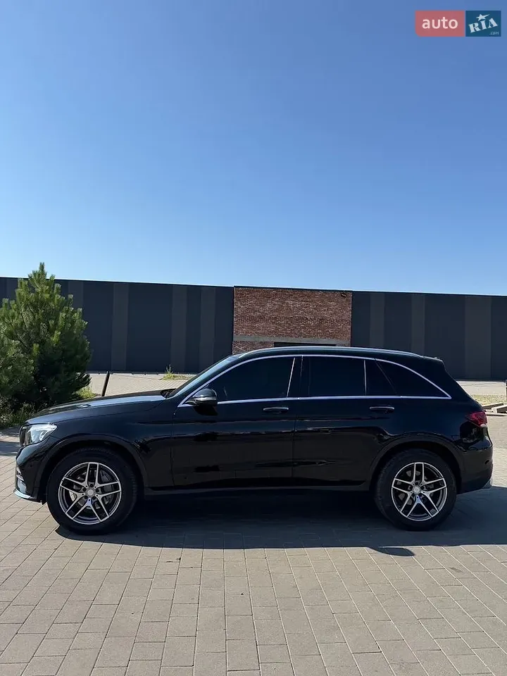Mercedes-Benz Glc-Class 2017 photo 5