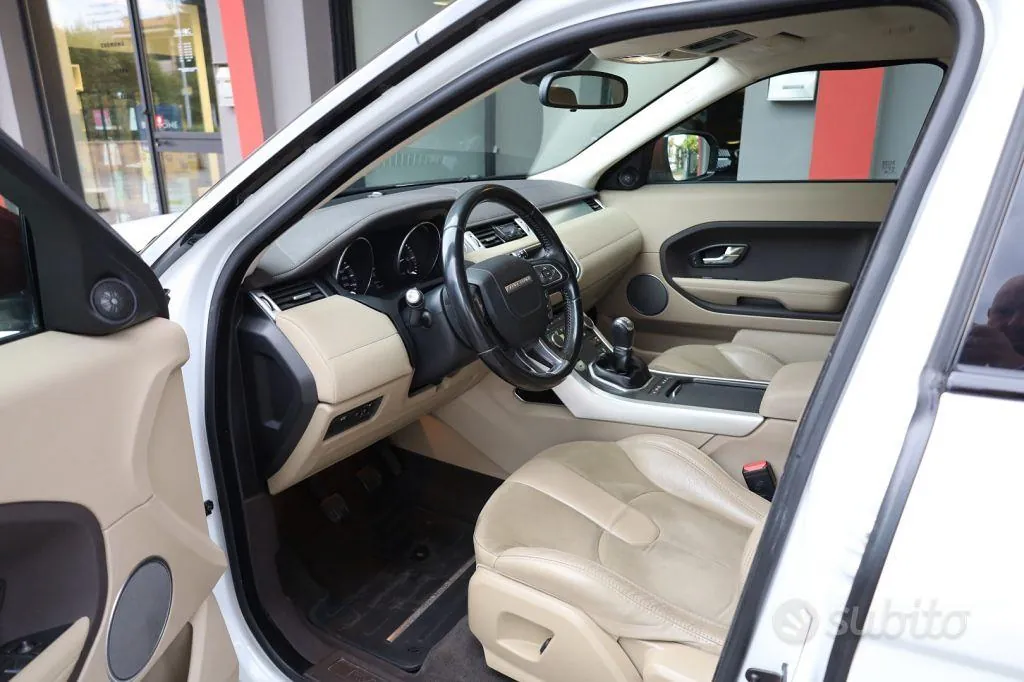 Land Rover Range Rover Evoque 2013 photo 3