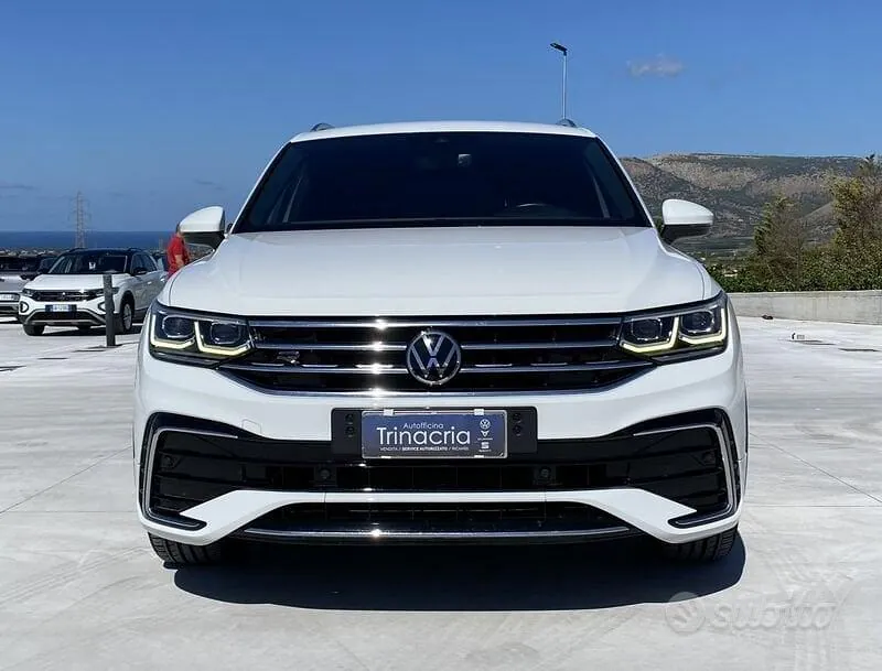 Volkswagen Tiguan 2021 photo 2