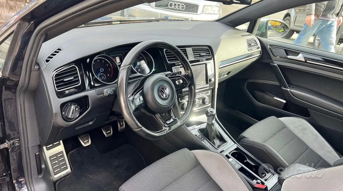 Volkswagen Golf R 2015 photo 5