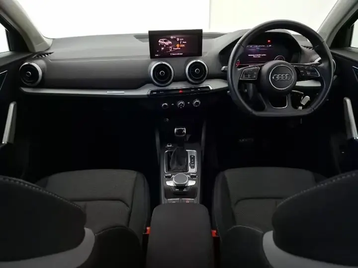 Audi Q2 2021 photo 3