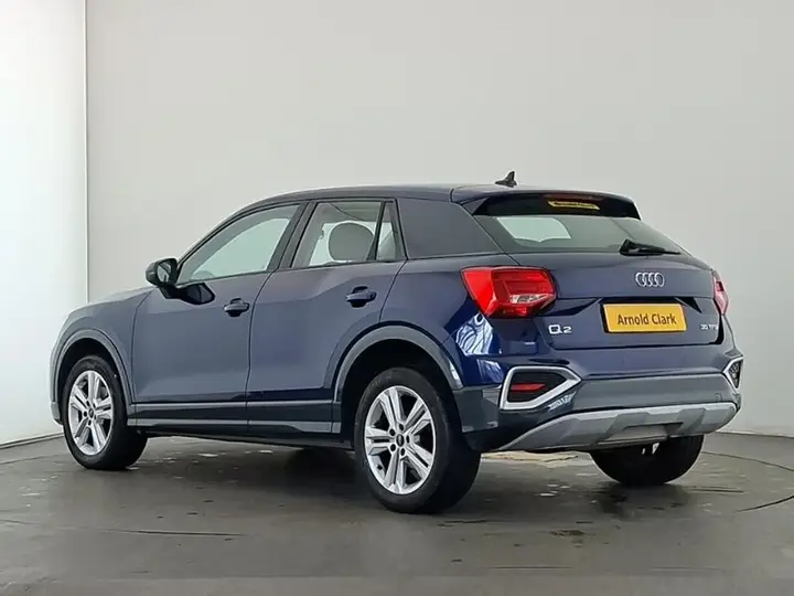 Audi Q2 2021 photo 2