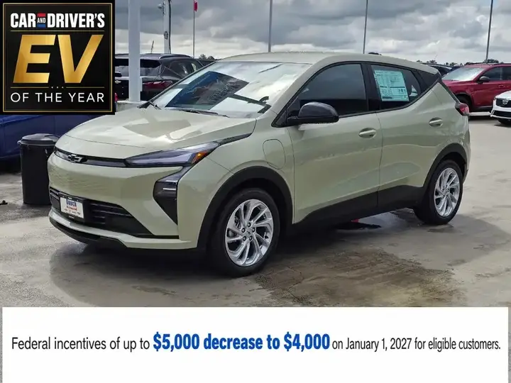 Chevrolet Bolt 2027 photo 4