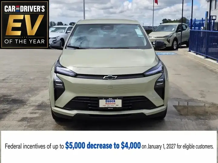 Chevrolet Bolt 2027 photo 3