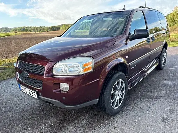Chevrolet Uplander 2008 photo 4