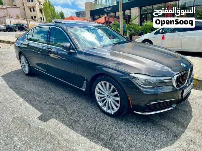 BMW 7 Series 2017 photo 3