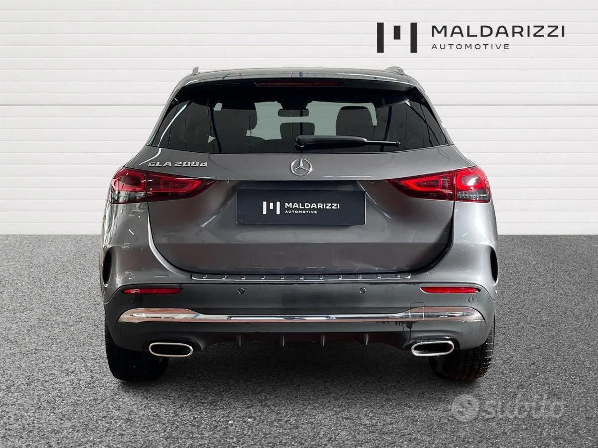 Mercedes-Benz Gla 2023 photo 3