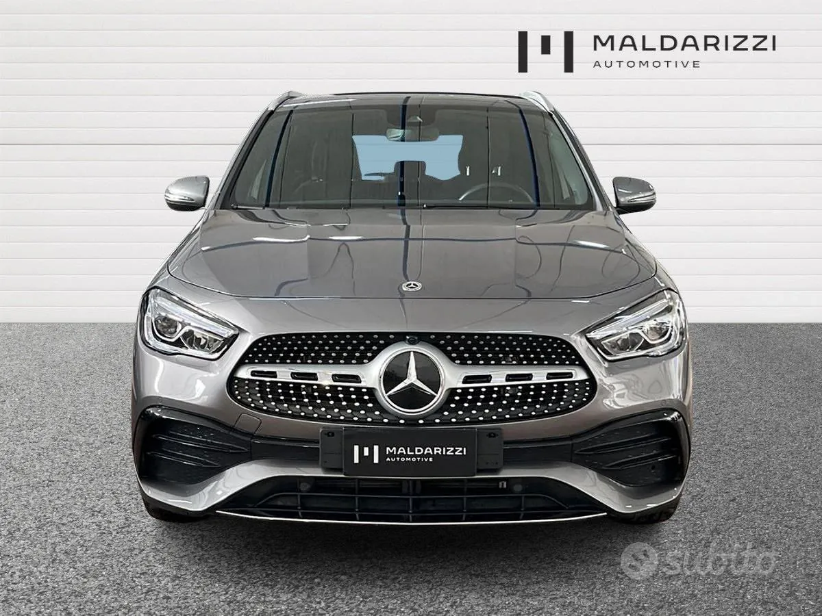 Mercedes-Benz Gla 2023 photo 2
