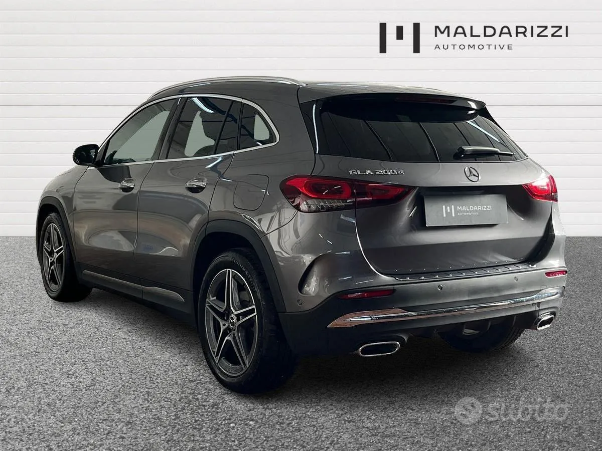 Mercedes-Benz Gla 2023 photo 4