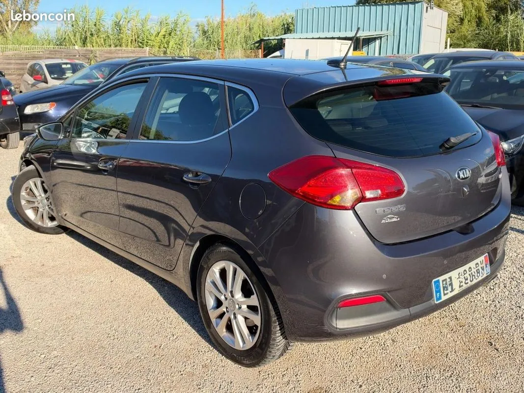 Kia Ceed 2016 photo 4