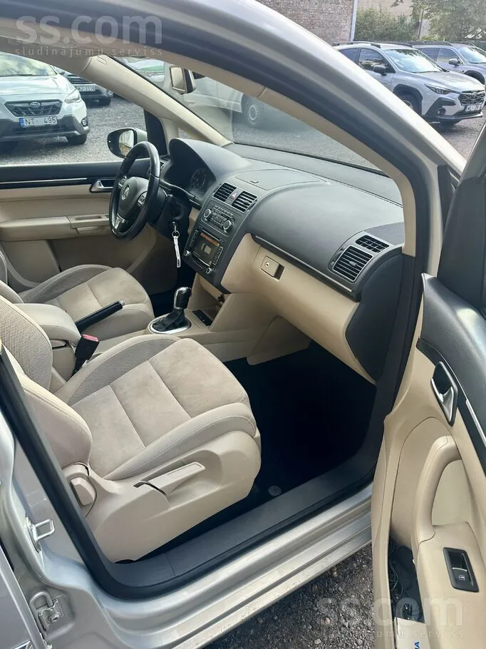 Volkswagen Touran