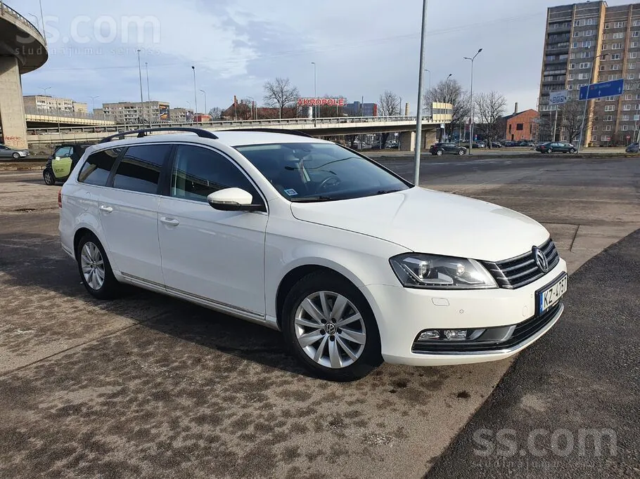 Volkswagen Passat 2013 photo 2