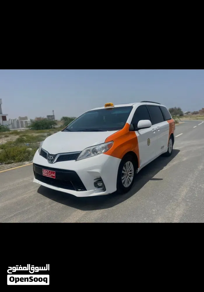Toyota Sienna 2015 photo 5