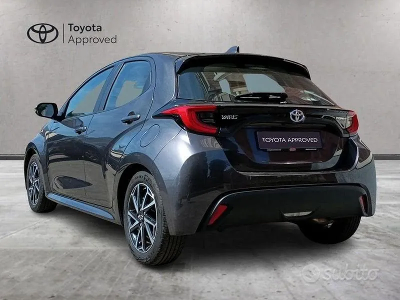 Toyota Yaris 2024 photo 5
