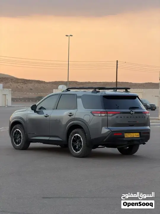 Nissan Pathfinder 2025 photo 2