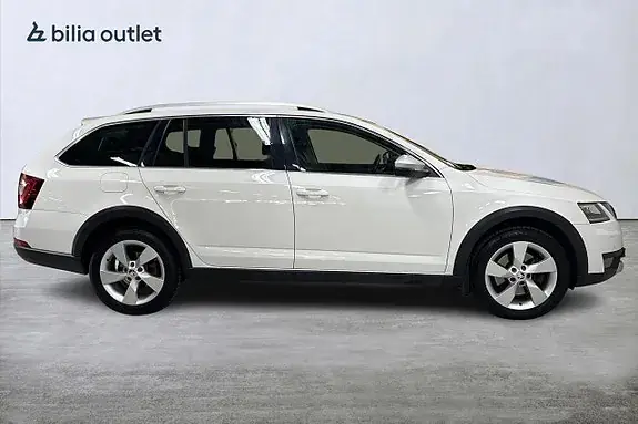 Skoda Octavia Scout 2019 photo 5