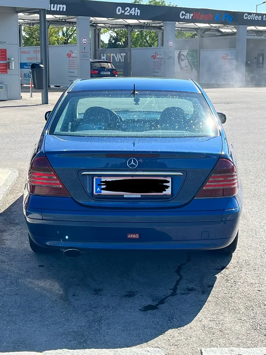Mercedes-Benz C-Class 2001 photo 3