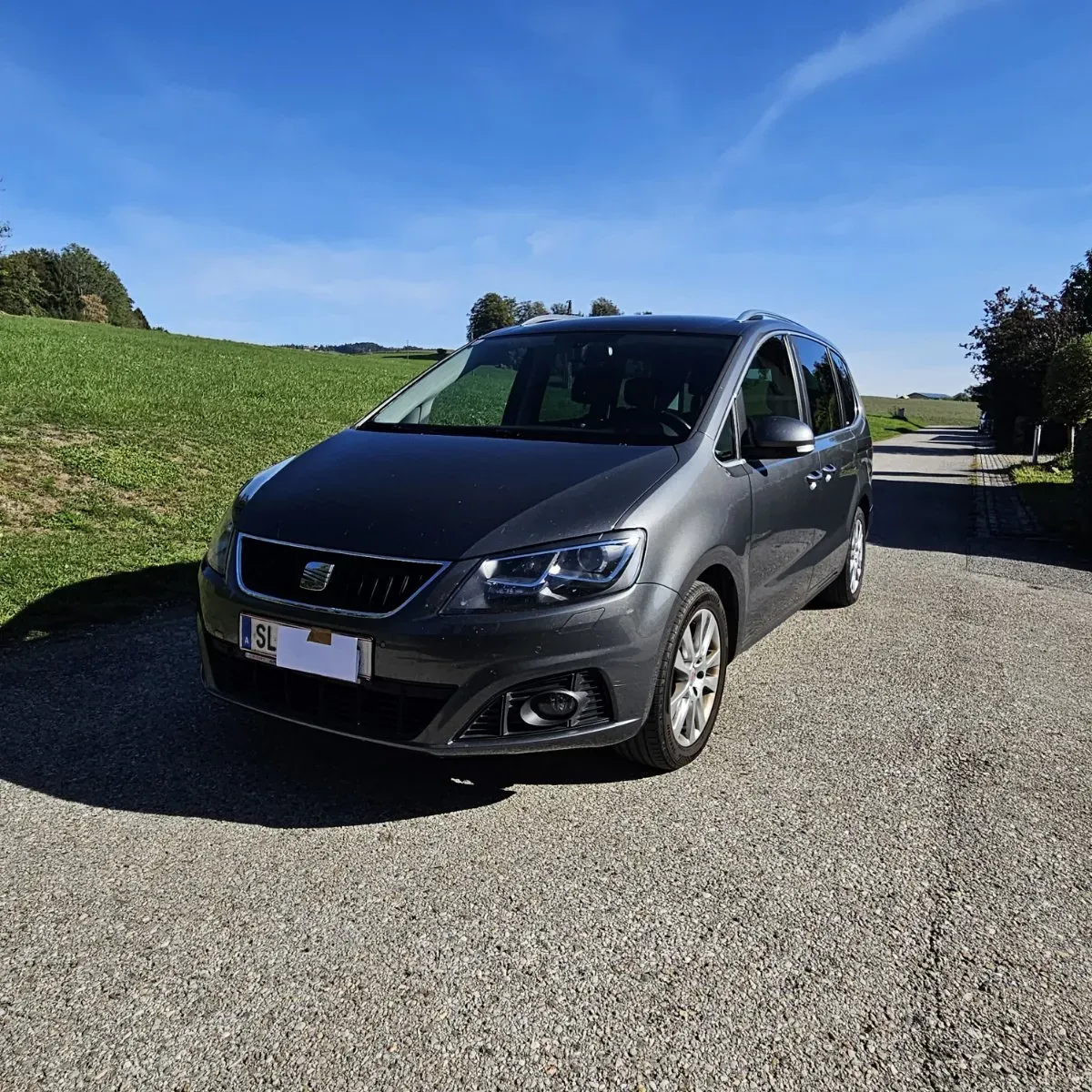 Seat Alhambra 2012 photo 3
