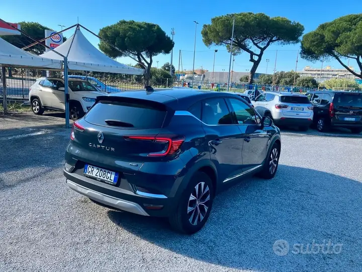 Renault Captur 2023 photo 4