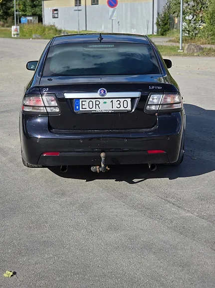 Saab 9-3 2010 photo 2