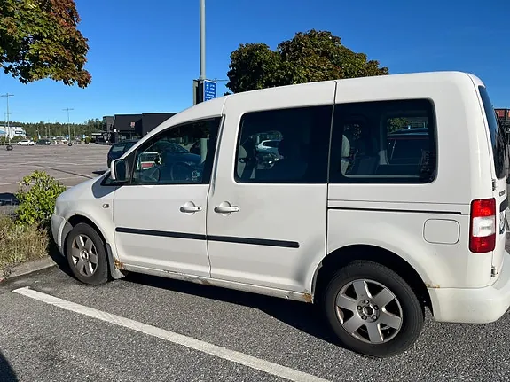 Volkswagen Caddy 2008 photo 2
