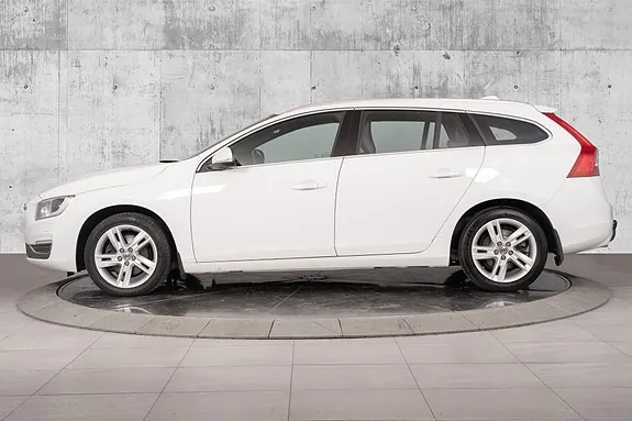 Volvo V60 2015 photo 4