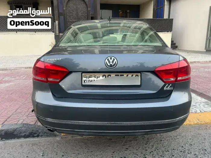 Volkswagen Passat 2013 photo 2