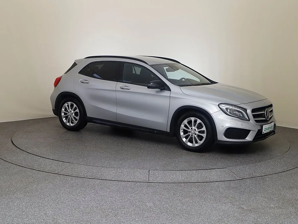 Mercedes-Benz Gla Class 2016 photo 3
