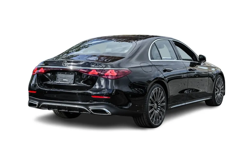 Mercedes-Benz E-Class 2027 photo 4