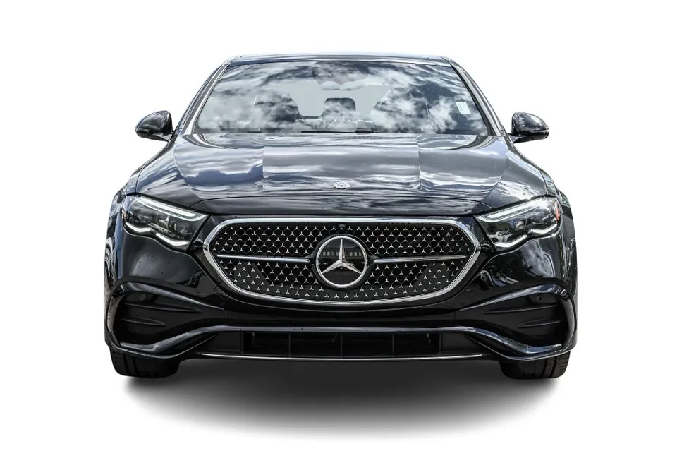 Mercedes-Benz E-Class 2027 photo 2