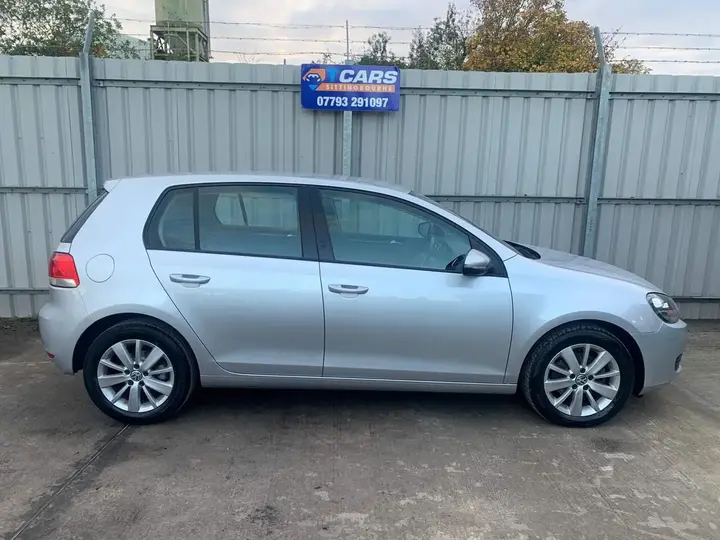 Volkswagen Golf 2011 photo 5