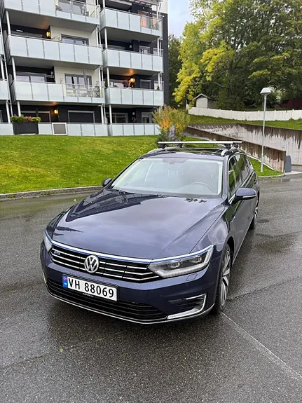 Volkswagen Passat 2017 photo 2