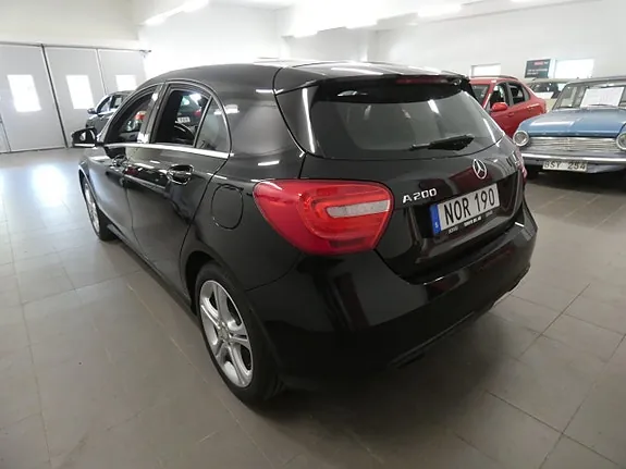 Mercedes-Benz A200 2014 photo 4