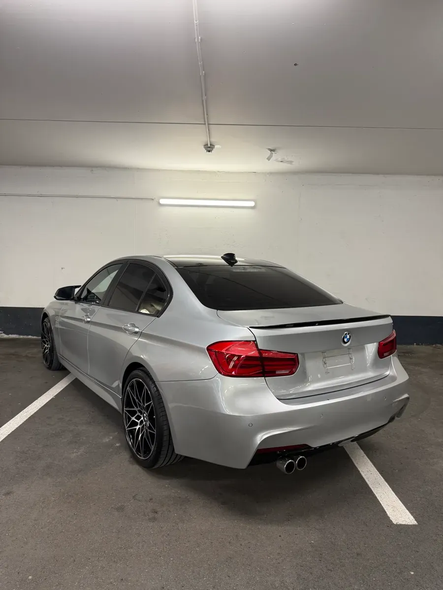 BMW 3 Series 2016 photo 3