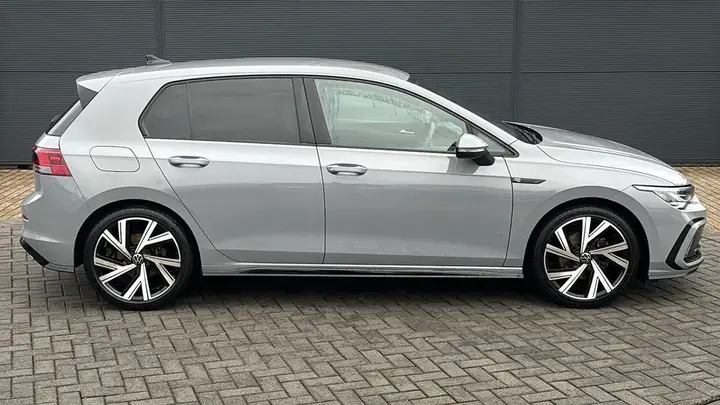 Volkswagen Golf 2024 photo 4