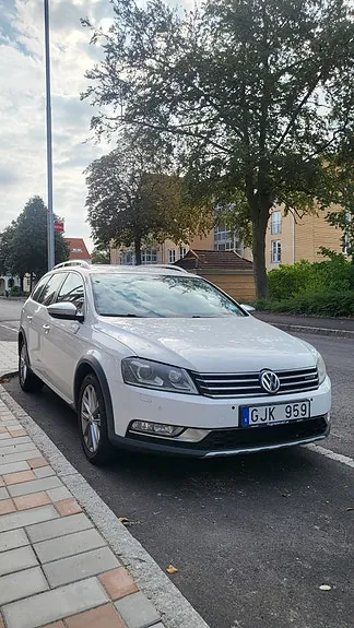 Volkswagen Passat Alltrack 2013 photo 2