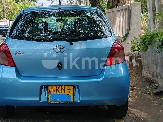 Toyota Vitz 2007 photo 2