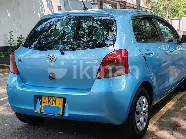 Toyota Vitz 2007 photo 4